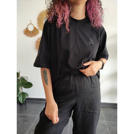 SİYAH LOGO BASKILI BASİC TİŞÖRT 